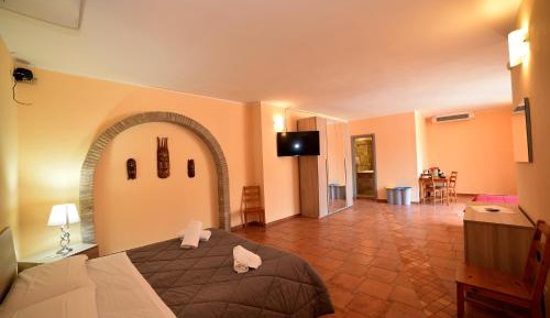 Triple Room with Private Bathroom