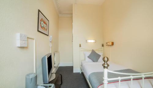 Standard Single Room with Shared Bathroom