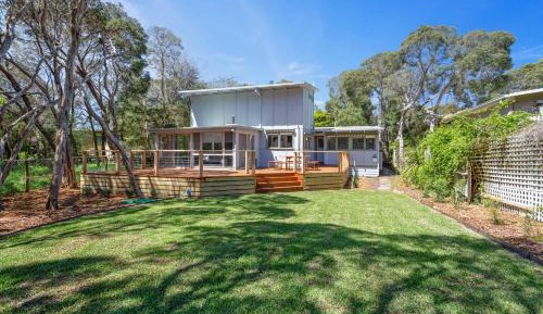 Three-Bedroom Holiday Home 