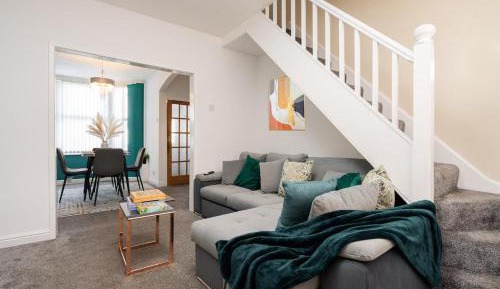 Two-Bedroom Deluxe Apartment