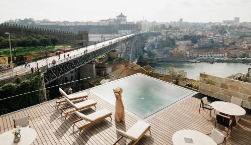 One-Bedroom Apartment with River View