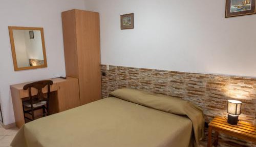 Deluxe Double or Twin Room with Garden View
