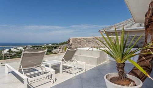 Three-Bedroom Apartment with Ocean View