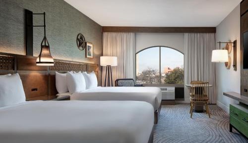 Standard Queen Room with Two Queen Beds