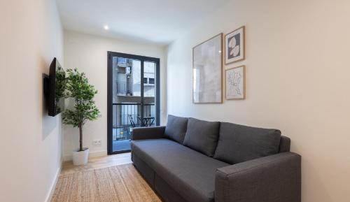 One-Bedroom Apartment with Balcony