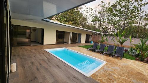 One-Bedroom House