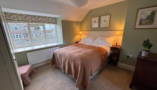 Deluxe Double Room with Bath