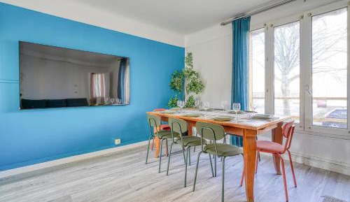 Three-Bedroom Premium Apartment