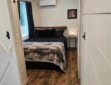 One-Bedroom Bungalow