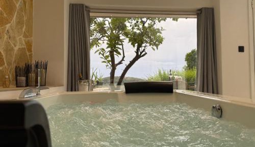 Escape Junior Suite with Spa Bath and Sea View