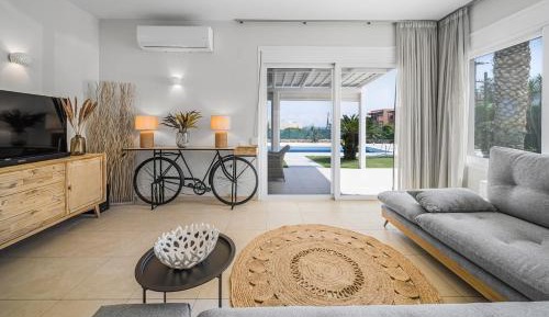 One-Bedroom Villa