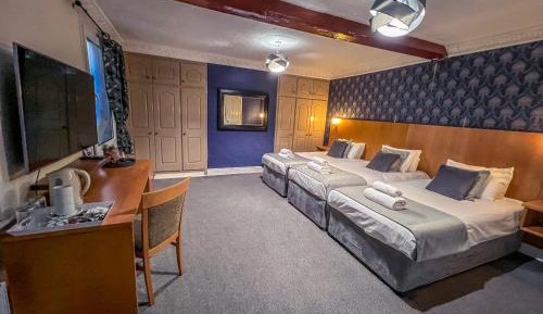 Superior Triple Room