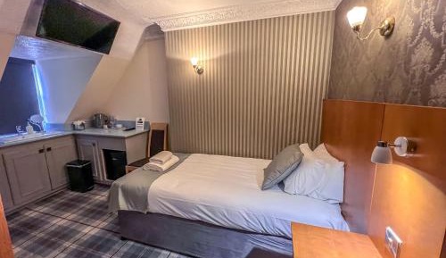 Standard Single Room with Shower