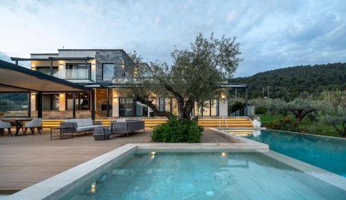 Deluxe Villa