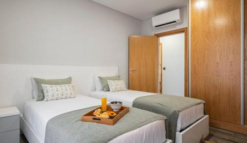 Two-Bedroom Apartment with Sea View