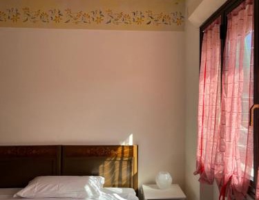 Large Single Room