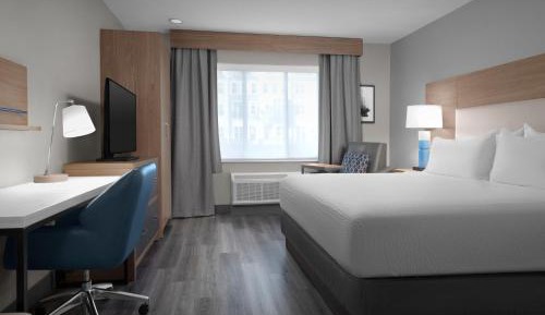 King Studio Suite