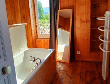 Suite with Garden View