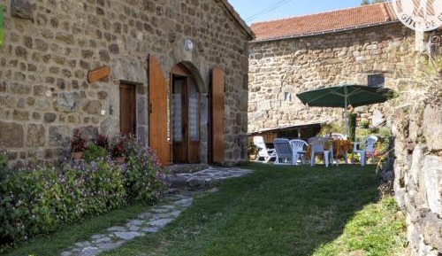 Holiday Home (4 Adults)