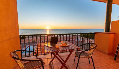 Two-Bedroom Apartment with Sea View