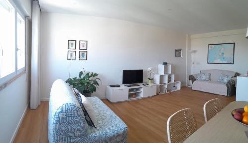 Family Two-Bedroom Apartment with View