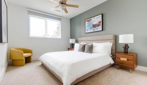 One-Bedroom Apartment with Balcony