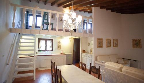 Apartment - Split Level