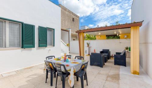 Three-Bedroom Superior Apartment