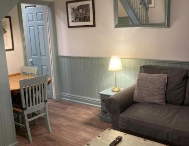 One-Bedroom House