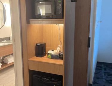 Queen Room with Two Queen Beds and Adapted Tub - Mobility and Hearing Accessible