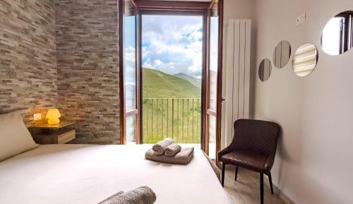 Double Room with Mountain View