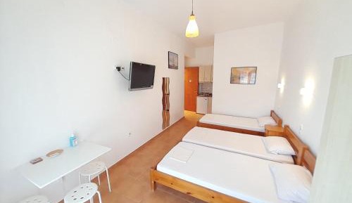 Triple Room with Balcony