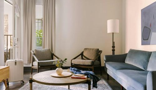 Spacious One-Bedroom Apartment with Queen Bed, Sofa Bed and Balcony