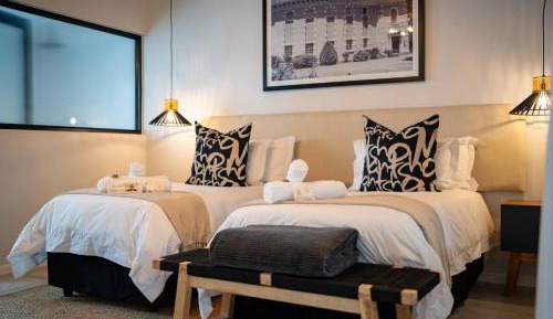 Deluxe Double or Twin Room with Garden View