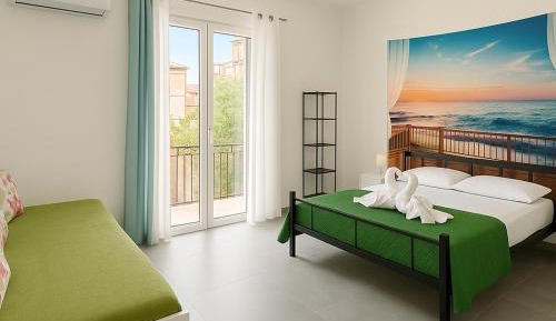 Two-Bedroom Deluxe Apartment with Balcony