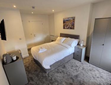Standard King Room