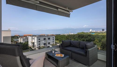 Apartment with Balcony