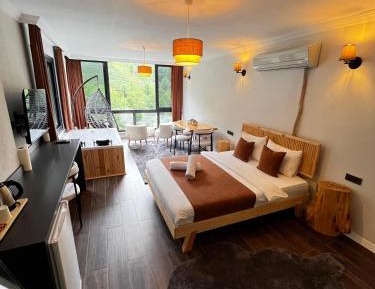 Deluxe Double Room with Bath