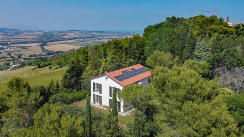 Villa with Garden View