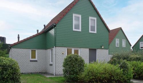 Four-Bedroom Holiday Home