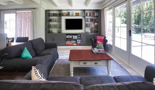 Three-Bedroom Holiday Home 