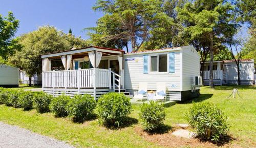 Three-Bedroom Mobile Home Lavanda