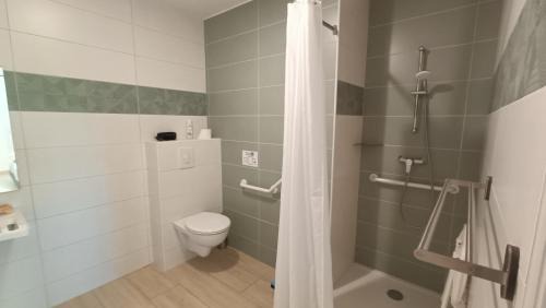 Standard Double Room with Shared Bathroom