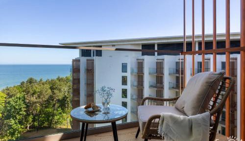 One-Bedroom Apartment with Sea View