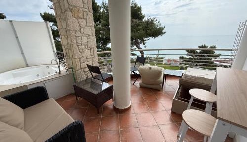 One-Bedroom Apartment with Balcony and Sea View