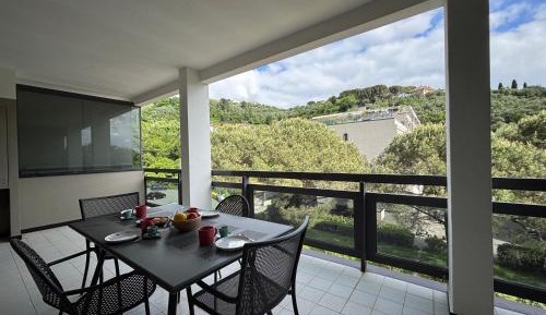 One-Bedroom Apartment with Terrace