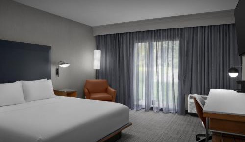 King Room with Sofa Bed and Roll-in Shower - Mobility and Hearing Accessible