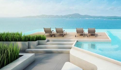 Two-Bedroom Apartment with Balcony and Sea View