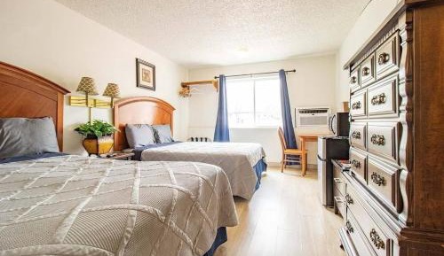 Deluxe Queen Room with Two Queen Beds