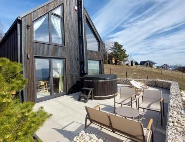 Four-Bedroom Holiday Home